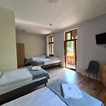 Goralka Otel *