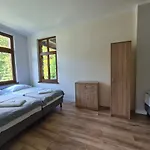 Otel Goralka *