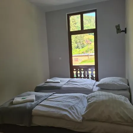 Hotel Goralka *